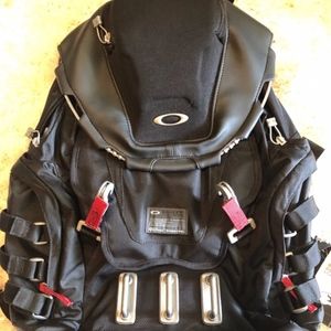 Oakley Kitchen Sink Backpack New with Tags